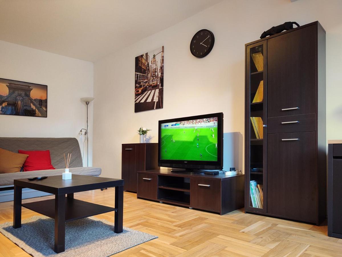 Castle Corner Apartment Будапеща Екстериор снимка